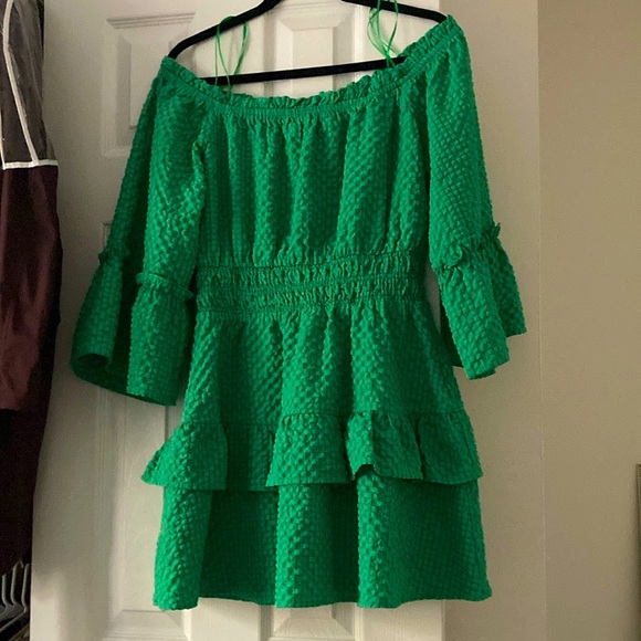Green Off-Shoulder Ruffle Dress - Picture 2 of 4